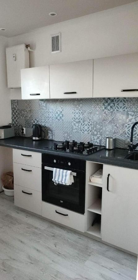 Apartament Dolna Wilda - Klucz W Skrytce Lägenhet Poznań Exteriör bild