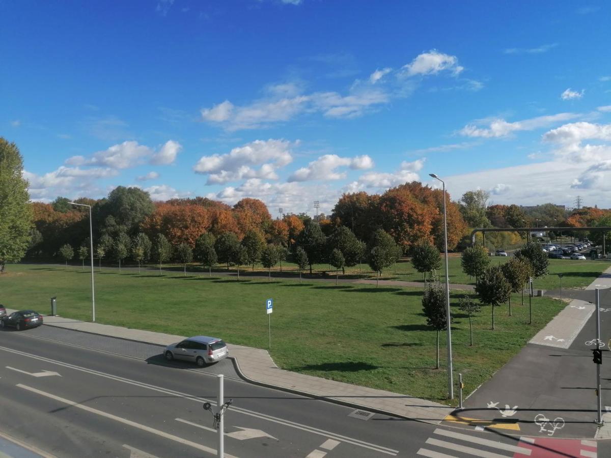 Apartament Dolna Wilda - Klucz W Skrytce Lägenhet Poznań Exteriör bild