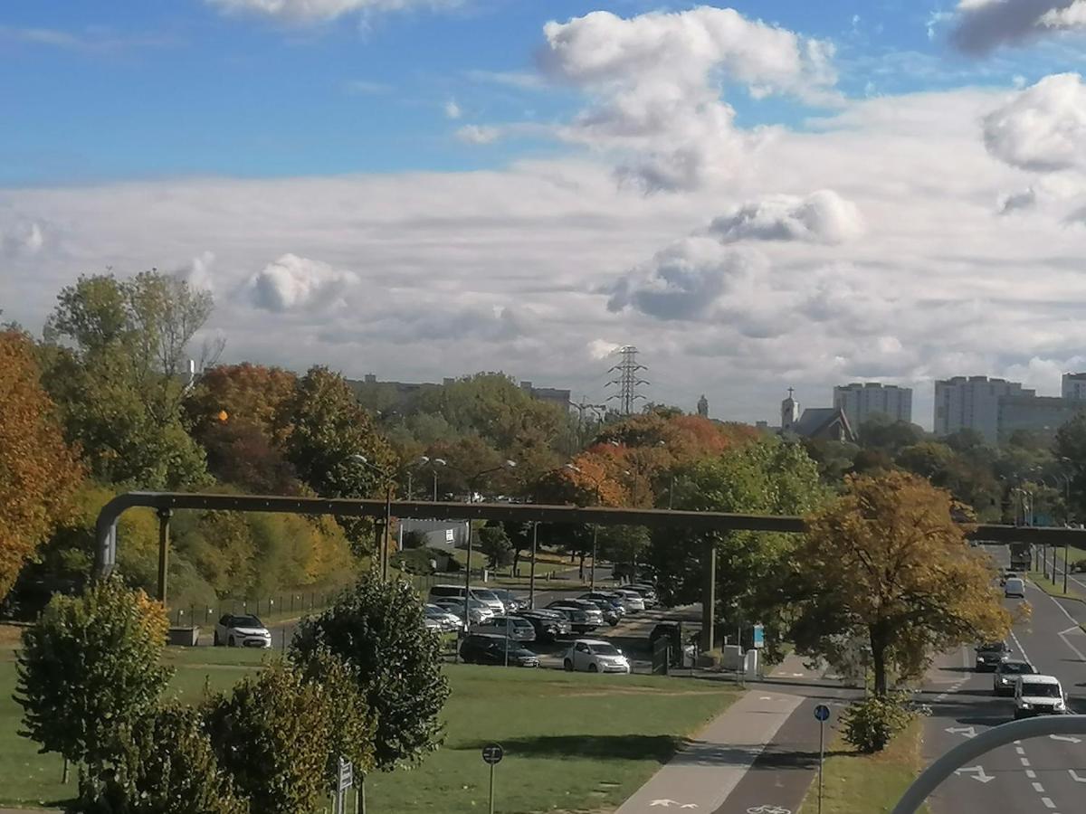 Apartament Dolna Wilda - Klucz W Skrytce Lägenhet Poznań Exteriör bild